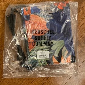 Herschel Alder Crossbody NWT